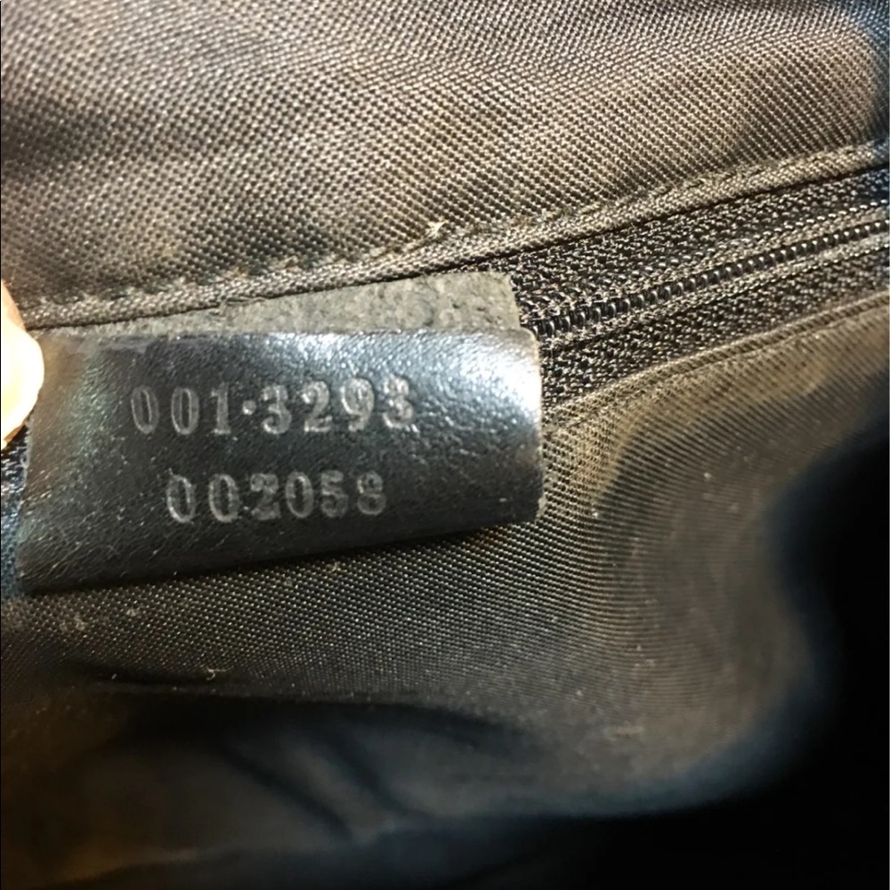 Authentic Gucci GG Canvas Shoulder Bag - Picture 10 of 13
